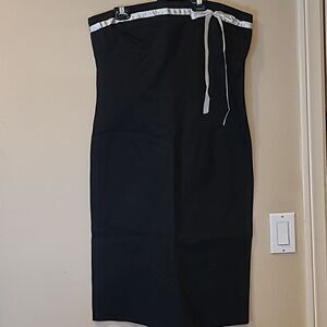 ♡♡♡ Strapless Black dress w Silver Ribbon